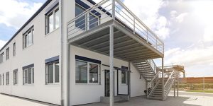 Bauen Sie ihr Buero aus Containern