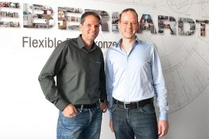 Gratulation zum 10-jährigen Jubiläum bei EBERHARDT Modulbau