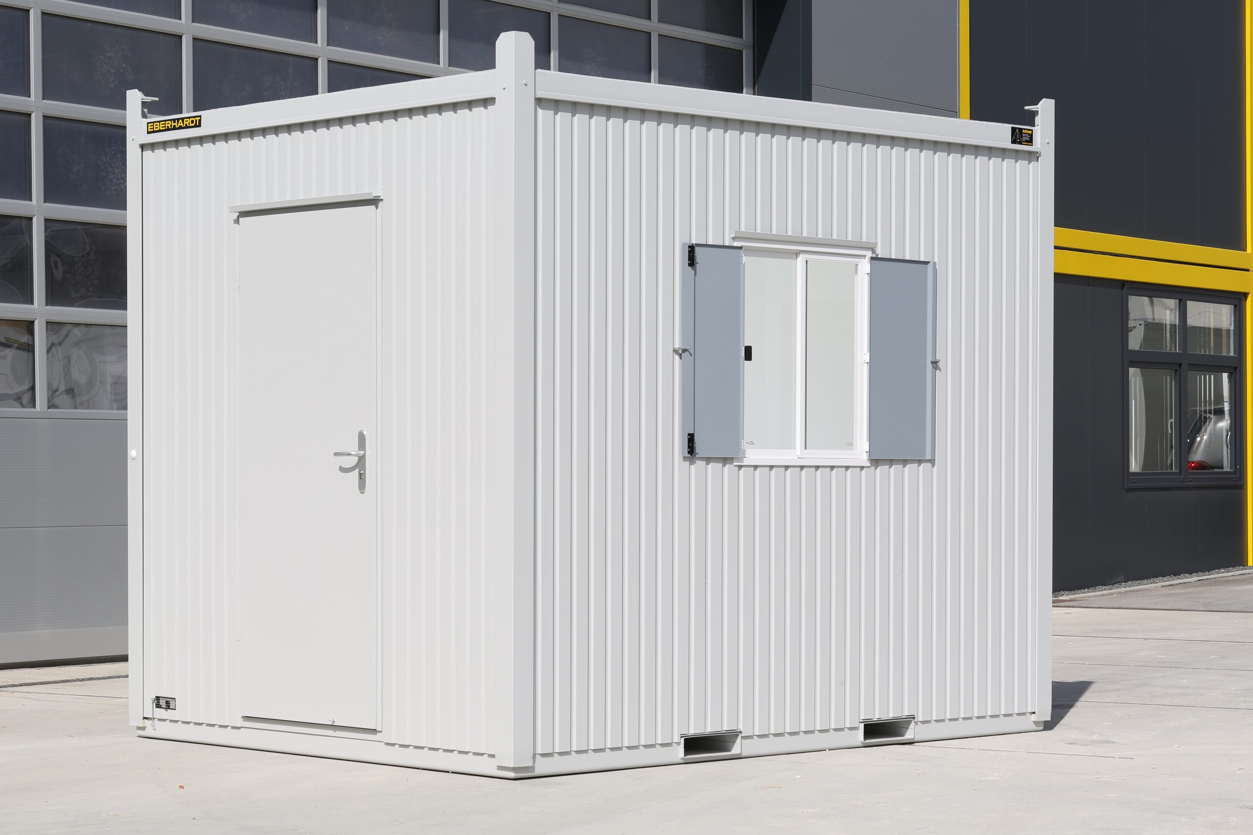 QL3C0082 Sonderanfertigungen und Mietcontainer nach besonderem Bedarf